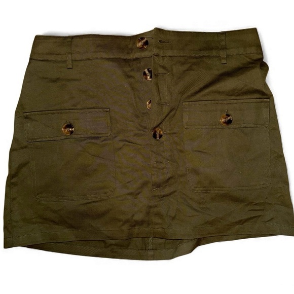 HALARA Dresses & Skirts - Halara button front military green skirt large new with tag